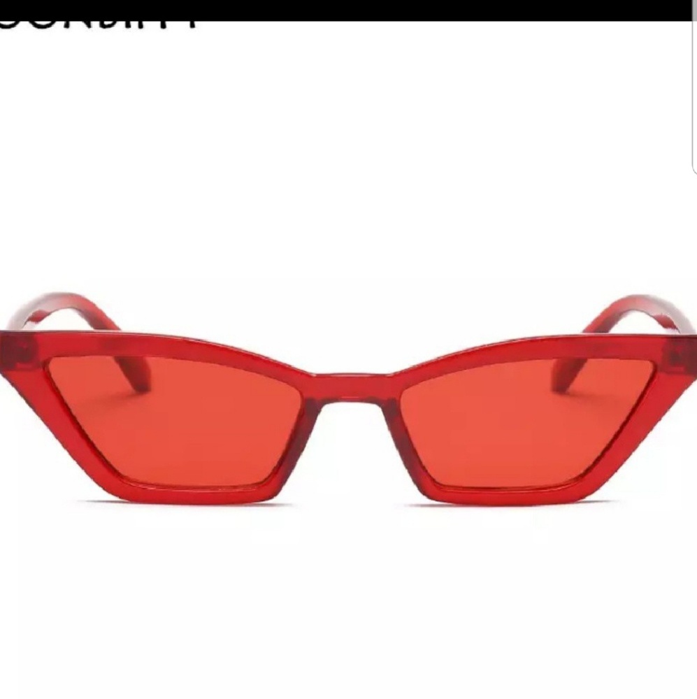 🔴Sold Out 🔴HOST PICK🌼❤ VINTAGE SUNGLASSES - Picture 2 of 2